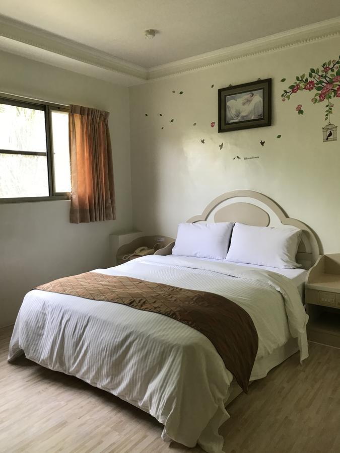 Minren Hotel Yuchi Exterior photo